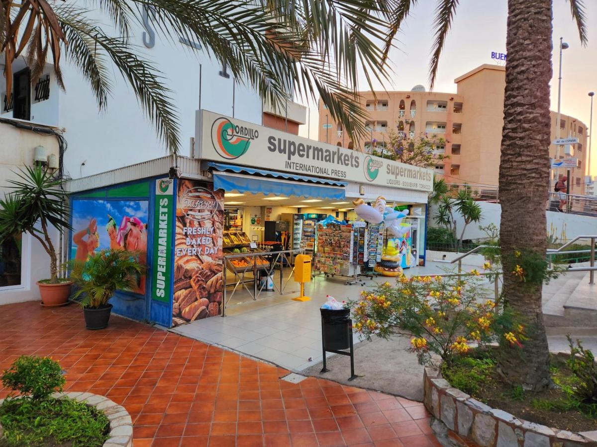 Yumbo Queen Apartment San Bartolomé Екстериор снимка